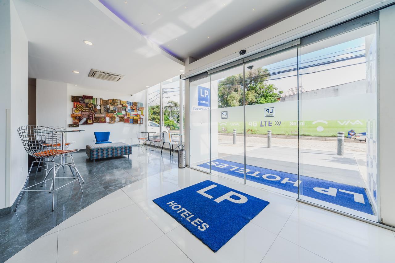 Hotel LP Equipetrol à Santa Cruz de La Sierra Extérieur photo